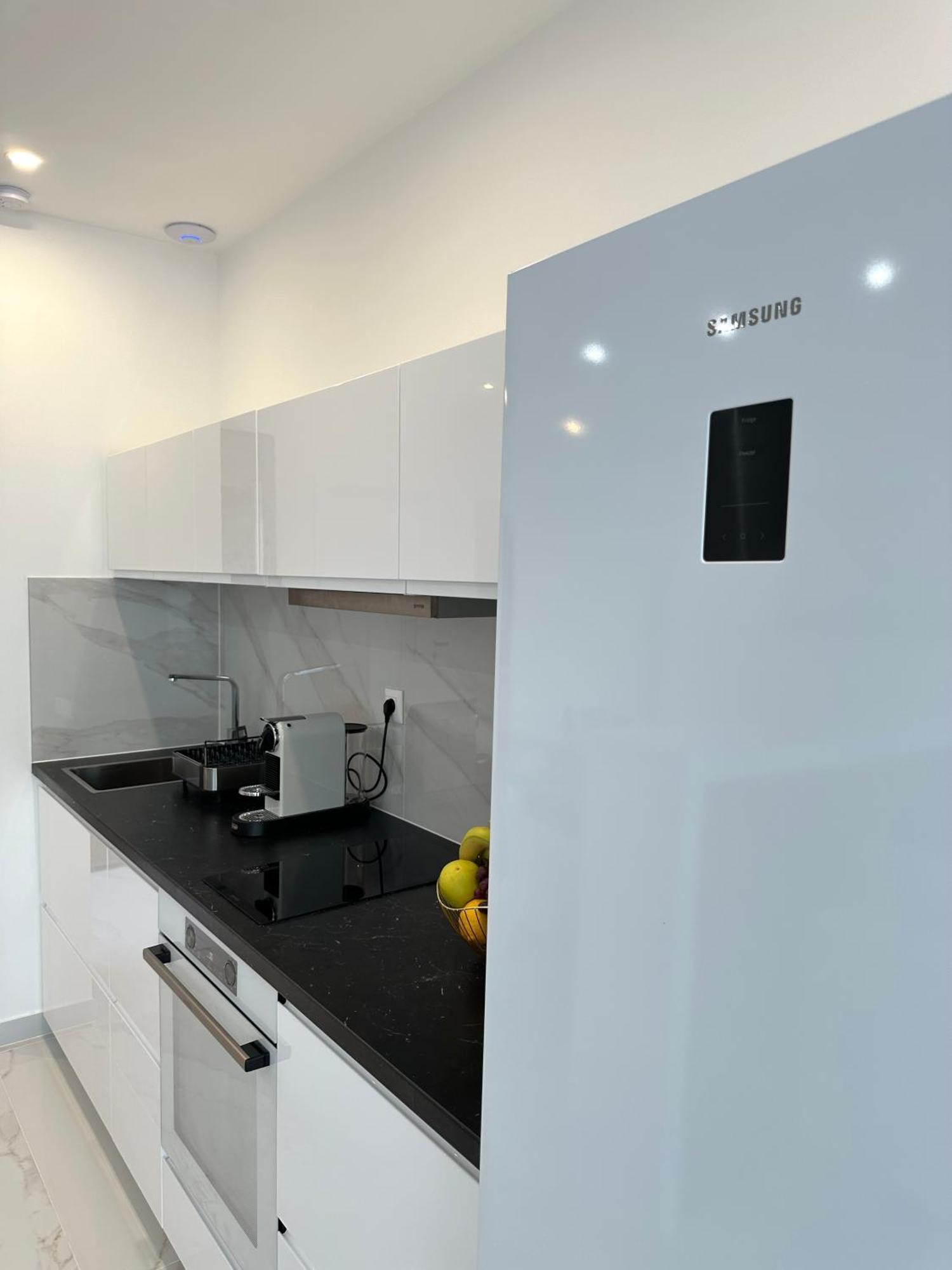 Villa Apartment Danny บาชกาโวดา ภายนอก รูปภาพ