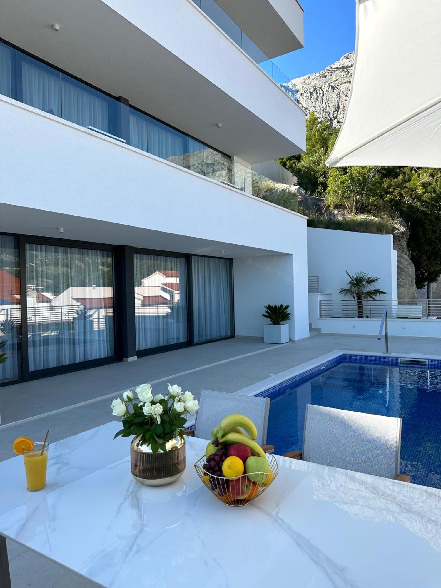 Villa Apartment Danny บาชกาโวดา ภายนอก รูปภาพ